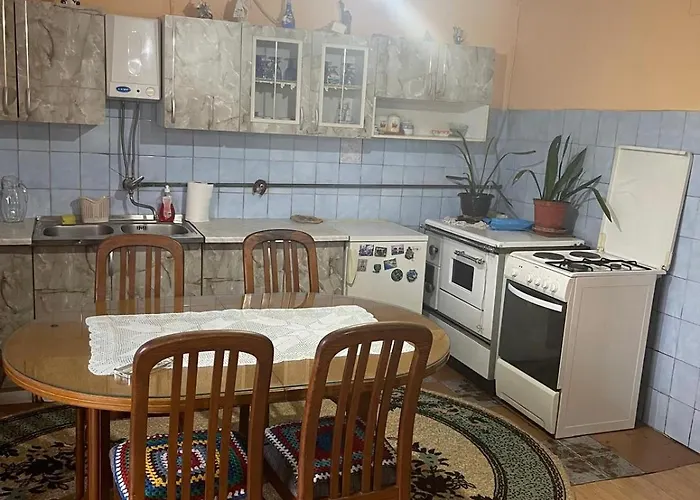 Stan Na Dan Tomic Apartment Rebrovac